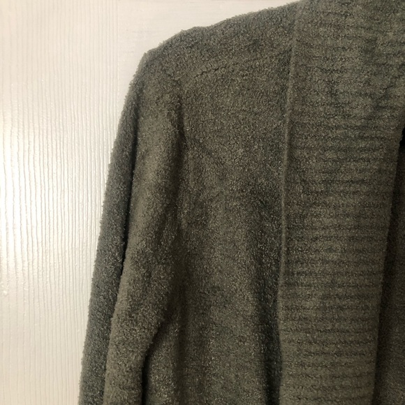 Pre-Owned Barefoot Dreams Cozychic Lite Circle Cardigan! - Picture 4 of 9